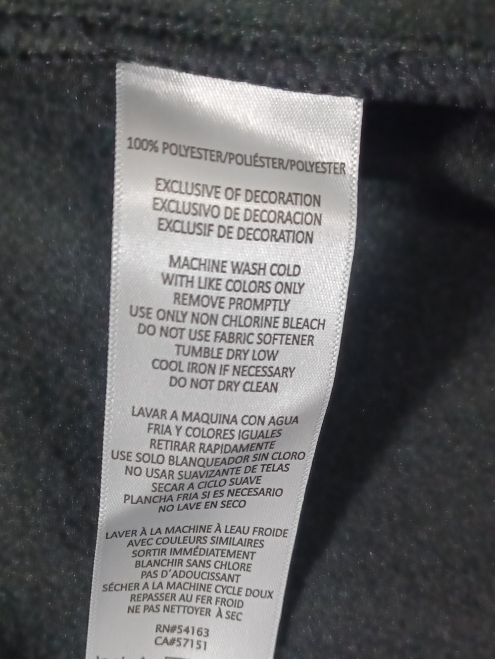 Medium CALVIN KLEIN black fleece jacket with full zip close & zip pockets. Cozy - Picture 14 of 15
